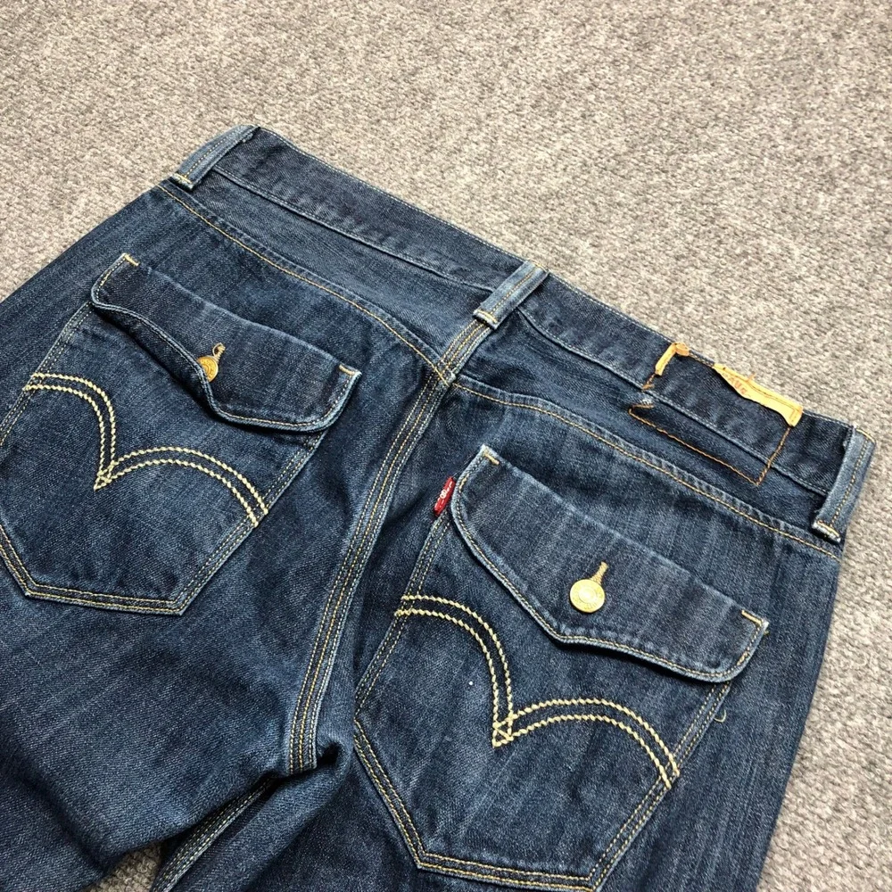 Levis levis 514